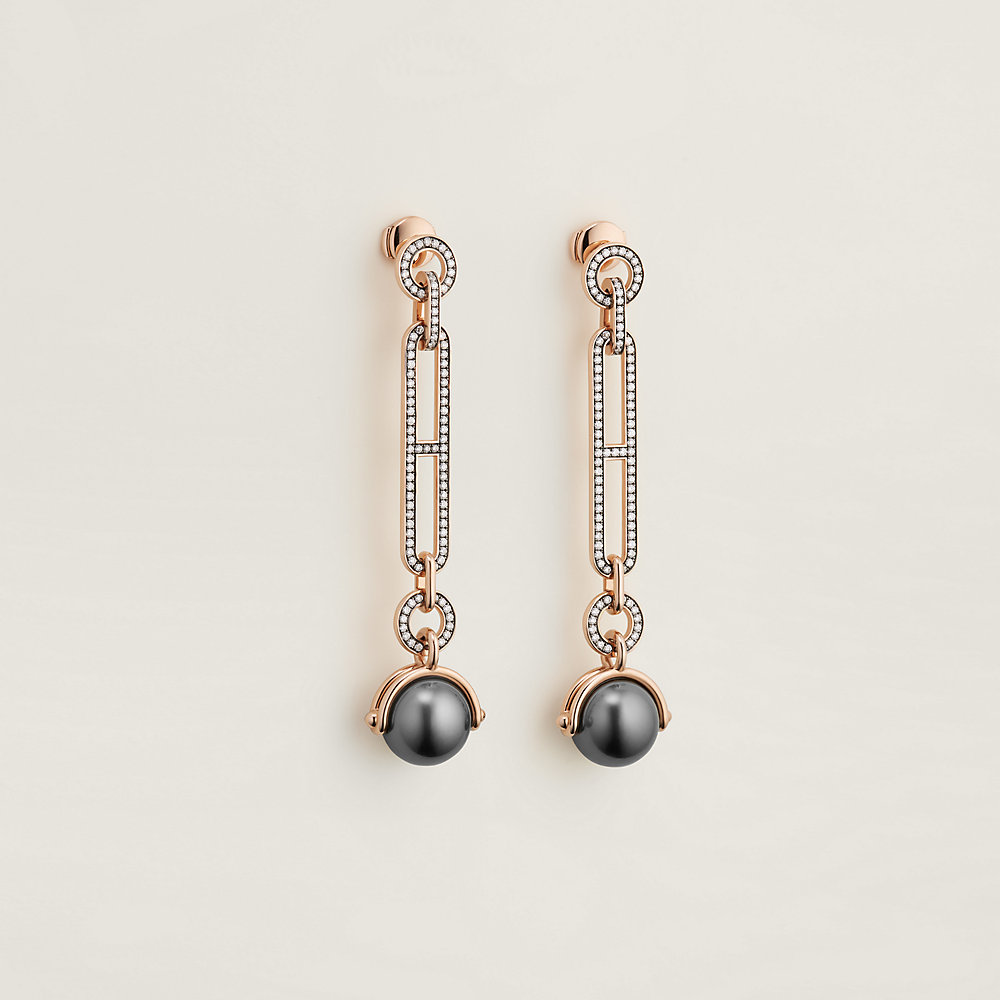 ☆耳元を美しく☆ HERMES Hermes Chandra イヤリング PM Hermes Chandra earrings, medium model | Hermès USA